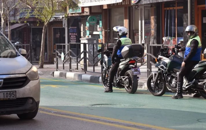 Manisa Yeşil Yolda Trafik Güvenliği İçin Denetimler Sürüyor