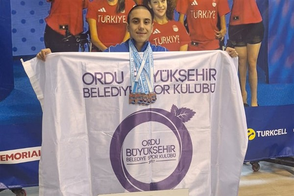 Ordu Büyükşehir Belediye Spor Kulübü Para Yüzme sporcusu Yusuf Efe Gündüz, milli takımda