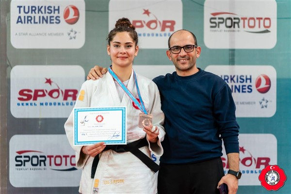 Judoka Işıl Sinem, Ümit Milli Takım kampına katılacak