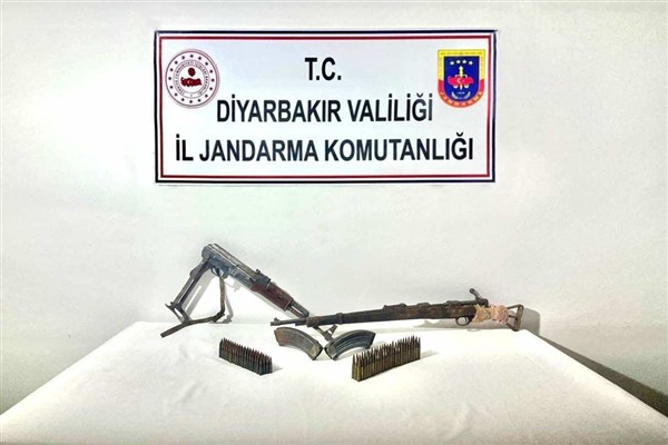 Diyarbakır'da silah ve mühimmat operasyonunda 2 kişi tutuklandı