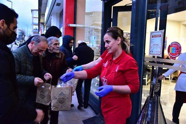 İBB Kent Lokantası, İftar Yemeği Bağışı ile destek olmayı sürdürüyor