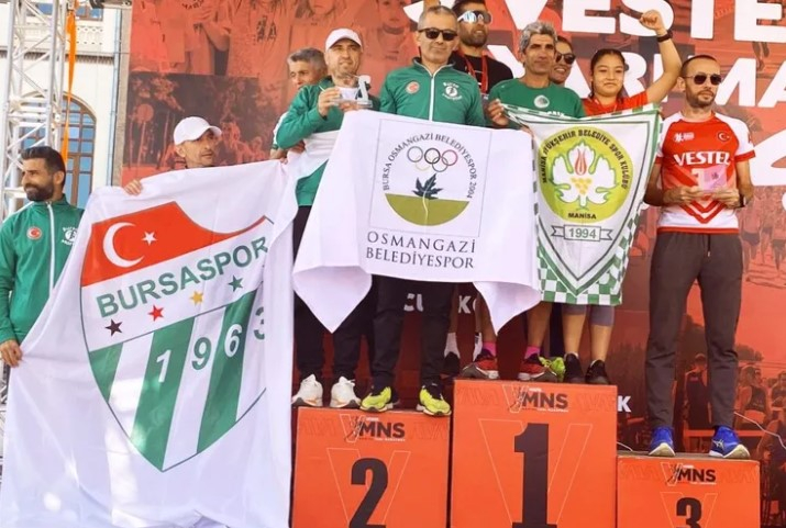 Osmangazi Belediyespor Maratonda Şampiyon Gibi Esti