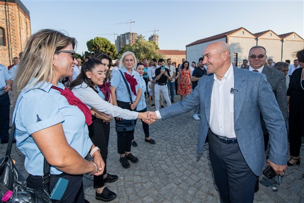 Başkan Soyer: “ESHOT’u geleceğe taşımak için gece gündüz demeden çalışıyoruz”