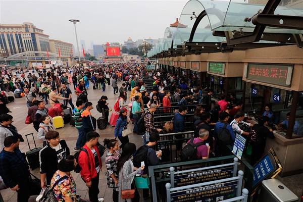 Çin'de ekim ayında demir yoluyla 336 milyon yolcu taşındı