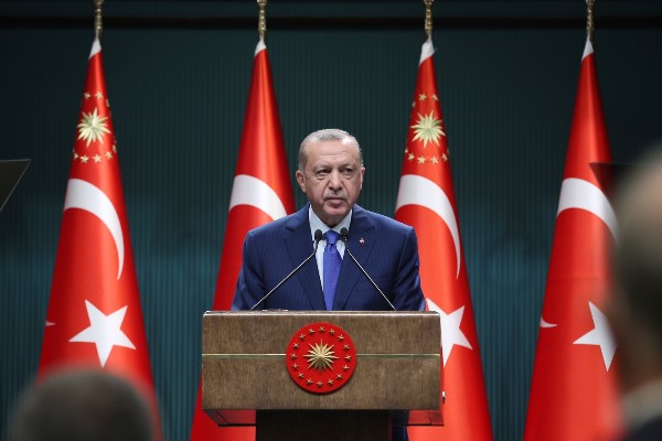 Cumhurbaşkanı Erdoğan Kabine Toplantısı'nın ardından açıklamalarda bulunuyor