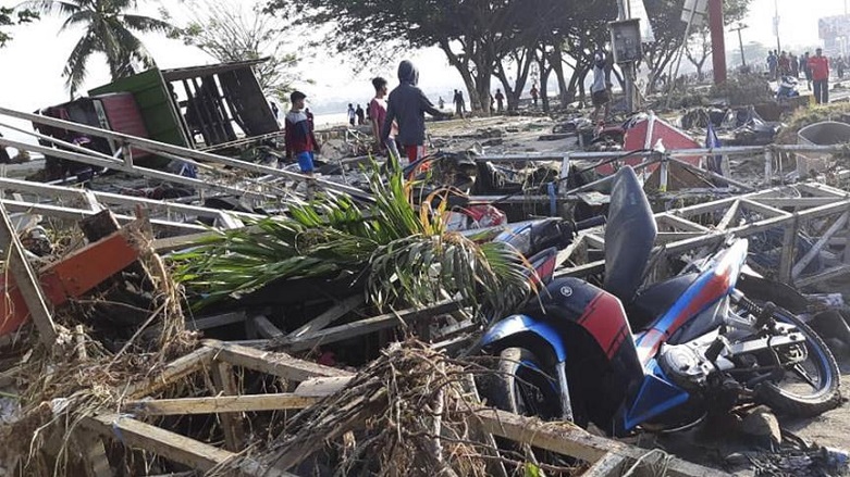 Deprem ve tsunami vurdu: 48 ölü