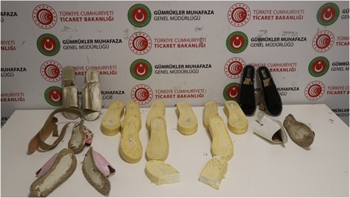 İstanbul Havalimanı'nda 10,5 kilogram uyuşturucu ele geçirildi