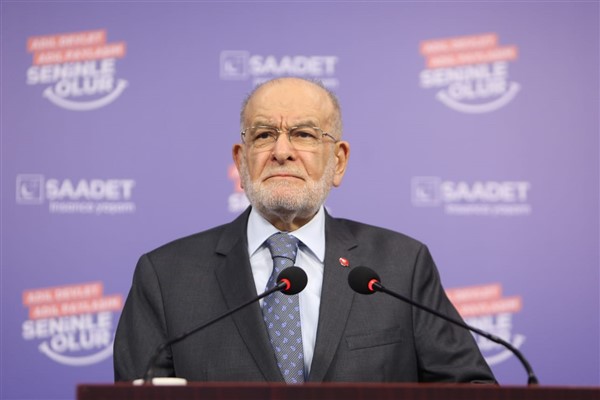 Karamollaoğlu'dan Salih El Aruri için başsağlığı mesajı