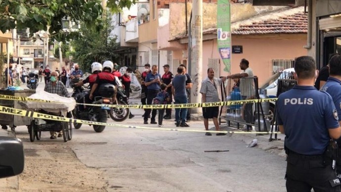 Son Dakika -İzmir'de silahlı saldırı: 12 kişi yaralandı