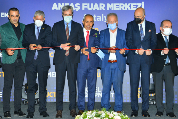 Türkiye’nin en büyük HORECA fuarı Antalya’da ziyarete açıldı