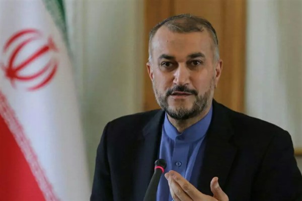 Abdullahiyan: İran'ın bu noktada savunma operasyonlarına devam etme niyeti yok