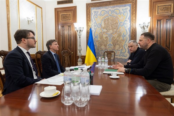 Andriy Yermak, Ukrayna'nın İtalya Büyükelçisi Zazo ile bir araya geldi