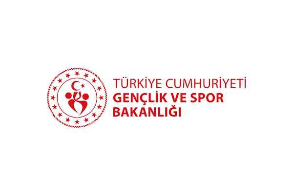 Bakan Bak: “Ülkesine sahip çıkan aziz Türk milletinin her bir ferdine selam olsun”