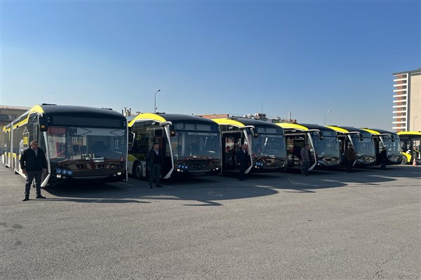 Başkan Büyükkılıç: “Yeni elektrikli otobüslerimiz görücüye çıkıyor
