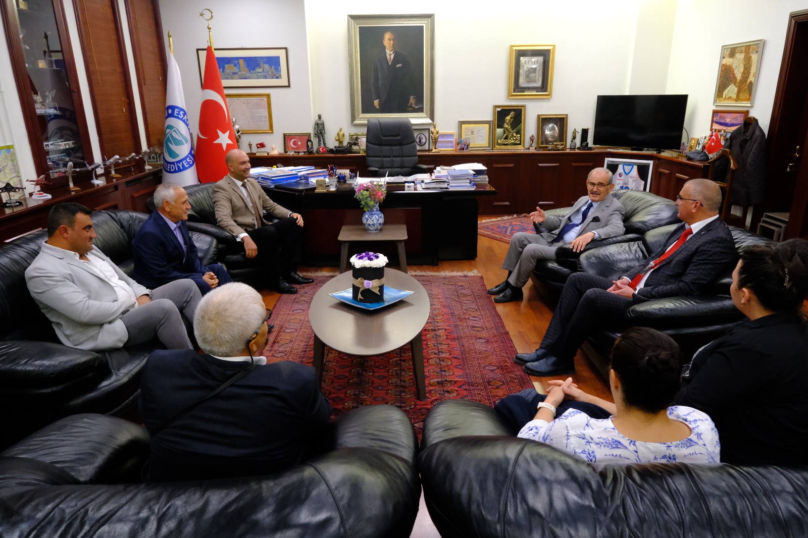 CHP İnönü ilçe yönetiminden Başkan Büyükerşen’e ziyaret