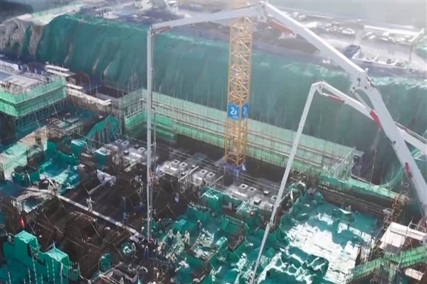 Çin, 13,8 milyar dolarlık nükleer tesisin üçüncü ünitesine başladı