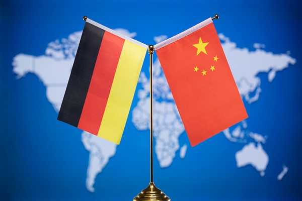 Çin ve Almanya başbakanları bir araya geldi