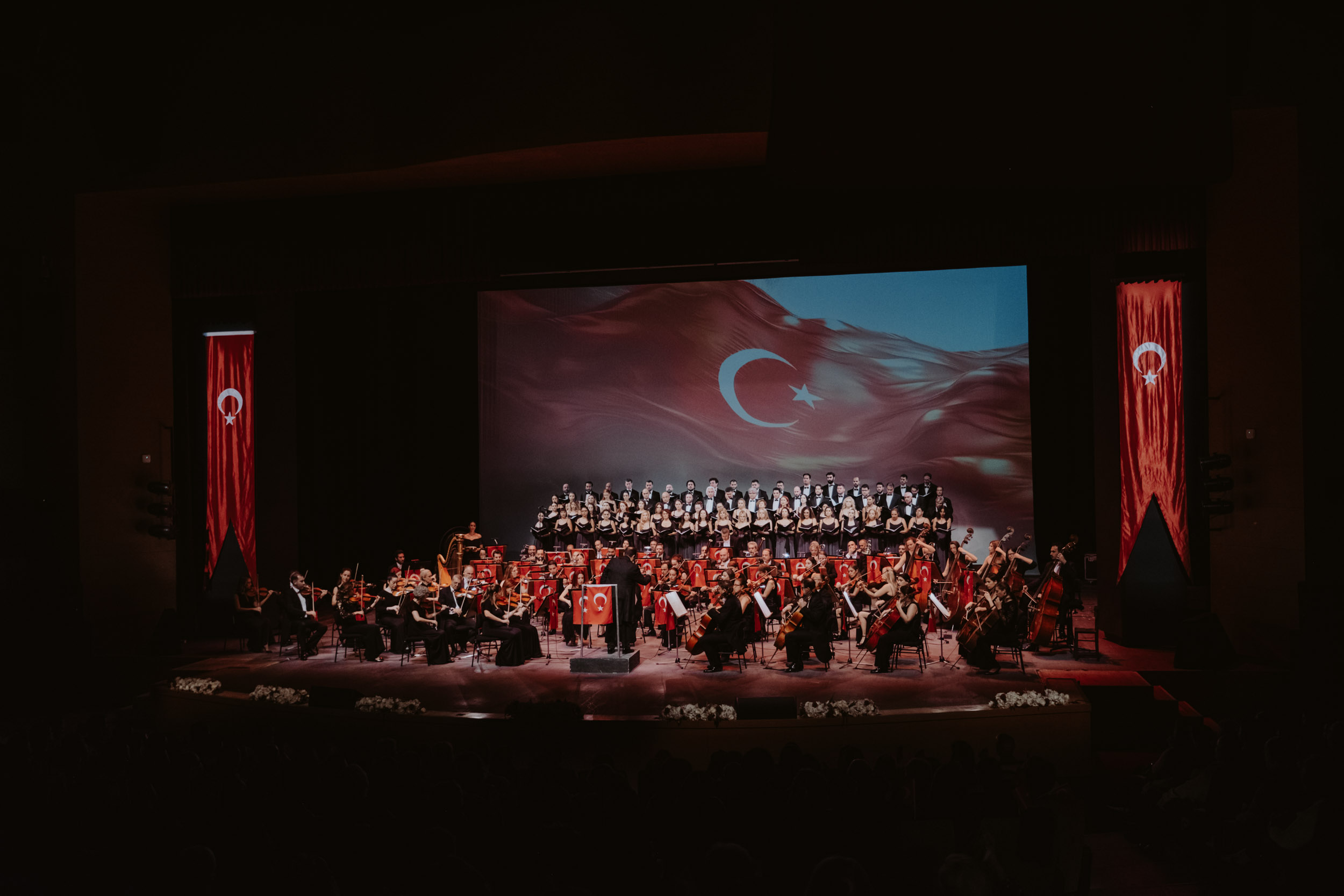  Efes Kültür Yolu Festivali Cumhuriyet konseriyle başladı 