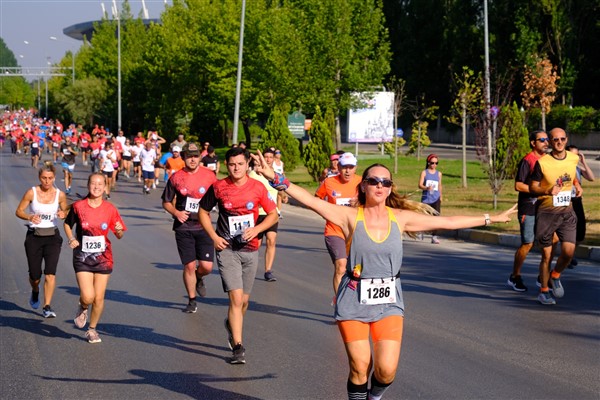 Eskişehir’de 4. Uluslararası Yarı Maraton coşkusu