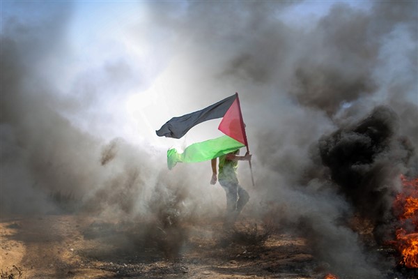 Filistin'de 900 kişi hayatını kaybetti