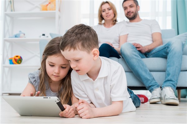 Okula dönüş döneminde ebeveynler için dijital güvenlik rehberi