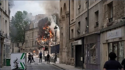 Paris’te doğalgaz patlaması: 16 yaralı
