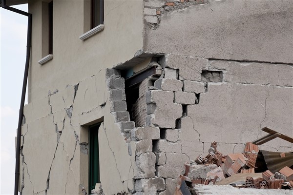 Prof. Dr. Özener: “Bölgede toplam 44 bin 99 adet deprem çözümü yapıldı”