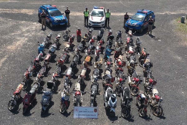 Şanlıurfa'da 176 motosiklet ve araca 1 milyon 98 bin 188 TL ceza yazıldı