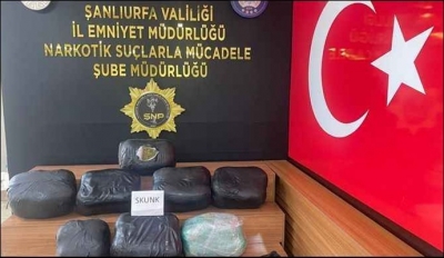 Şanlıurfa'da durdurulan iki araçta uyuşturucu çıktı: 4 gözaltı