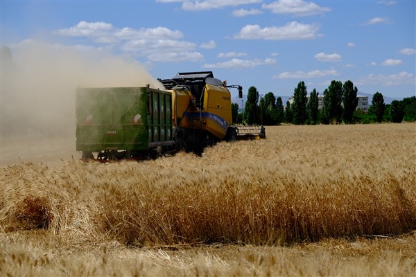 “Tarladan Sofraya Tarım Lisesi” projesinin buğday hasadı yapıldı