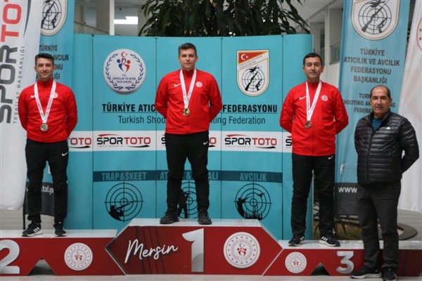 TSK Spor Gücü Atış Takımı’ndan Ateşli Silahlar Türkiye Şampiyonası’nda 14 kupa