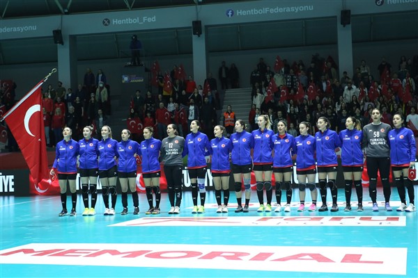 Türkiye, 2026 EHF Kadınlar Avrupa Hentbol Şampiyonası'na hazırlanıyor