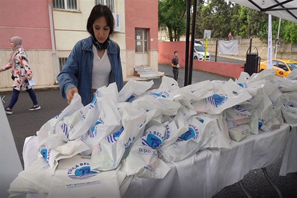 Tuzla Belediyesi’nden YKS’ye giren öğrencilere ikram desteği